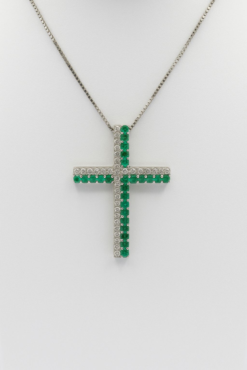 croce zaffiri e diamanti